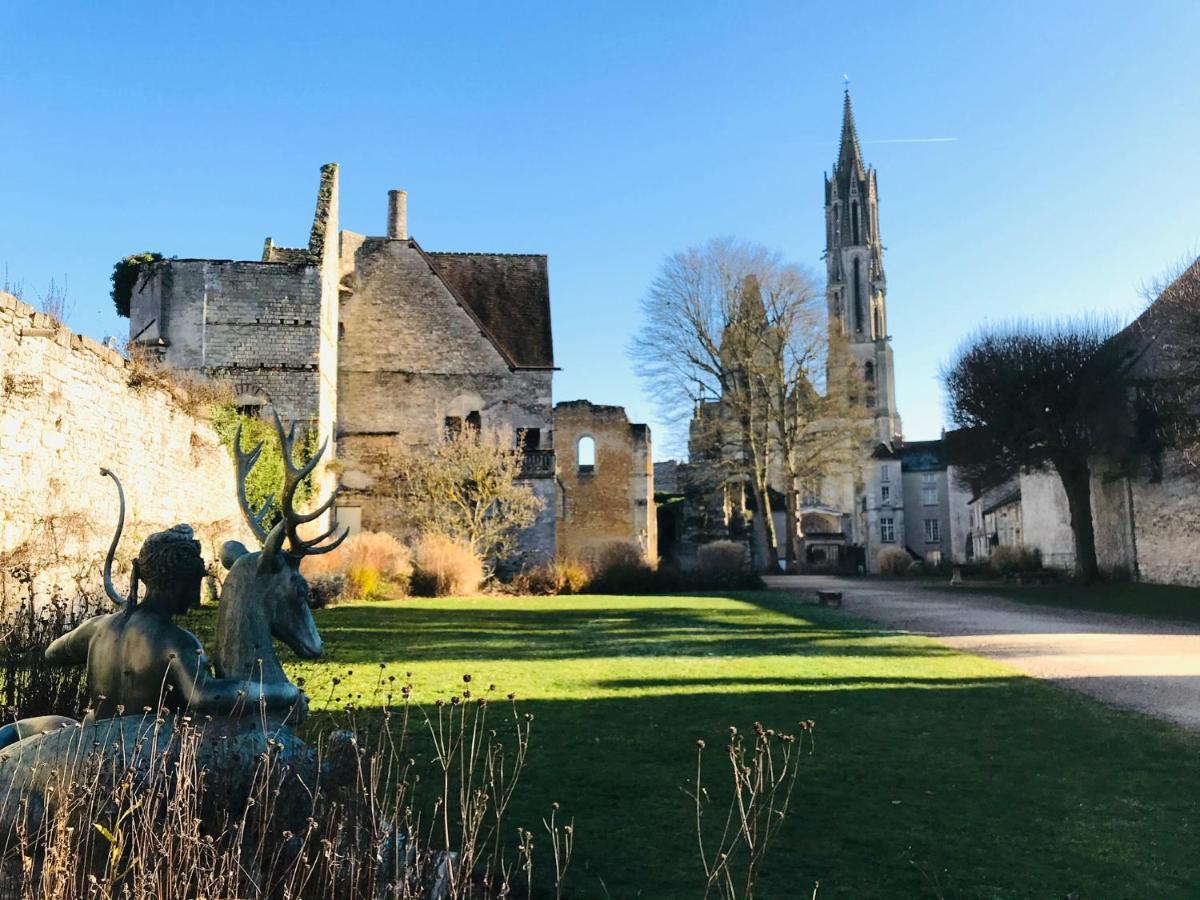Maison de campagne à la ville Senlis  Extérieur photo