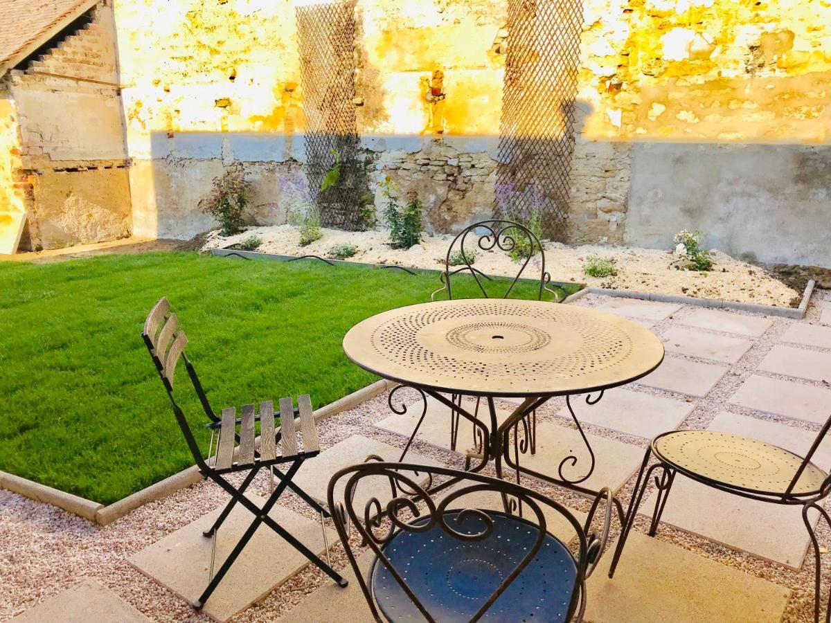 Maison de campagne à la ville Senlis  Extérieur photo